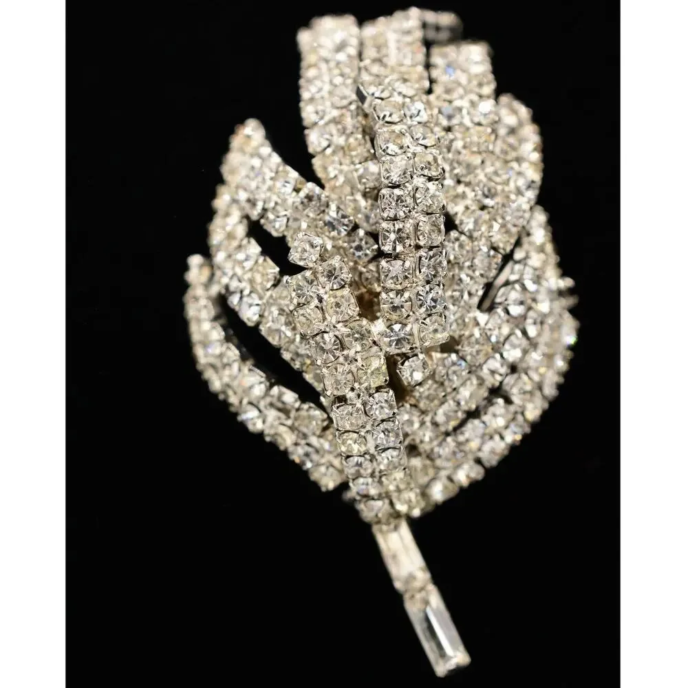 Vintage Crystal 3D Leaf Pin Brooch Baguette Prong Rhinestone Silver 1960s BinAL